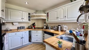 Photo 22- click for photo gallery